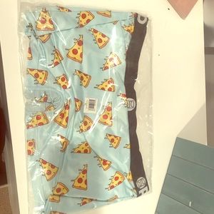 Pizza training shorts XL new PSD